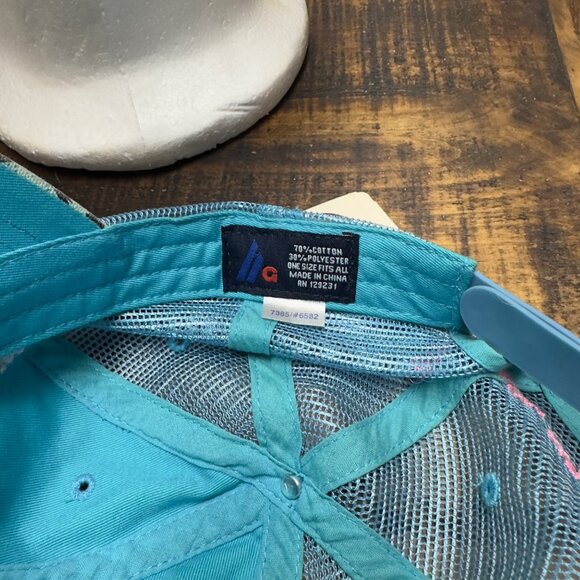 hooters  nwt mesh aniamal print  hat - Picture 9 of 10